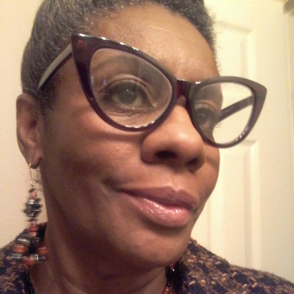 Meet your Posher, Yvonne